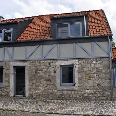 Дом отдыха La Petite Maison Динан